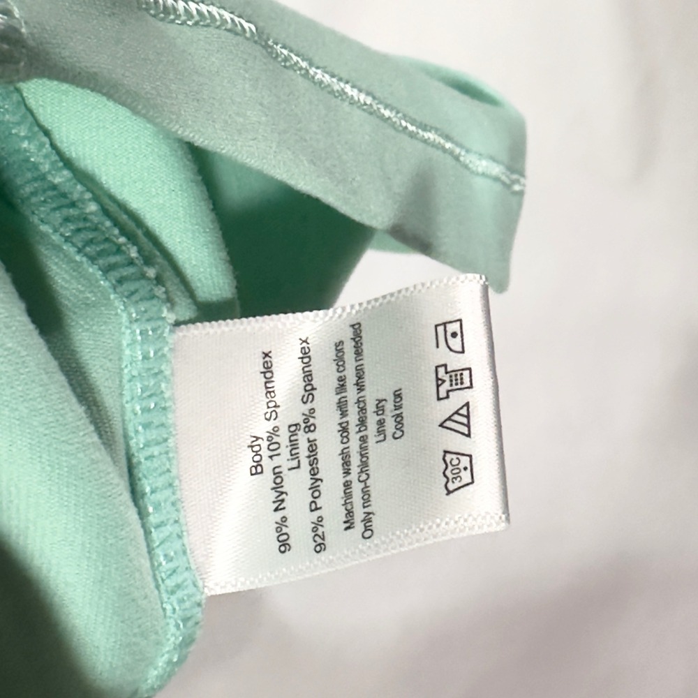 ALO Yoga Racerback - Picture 11 of 11